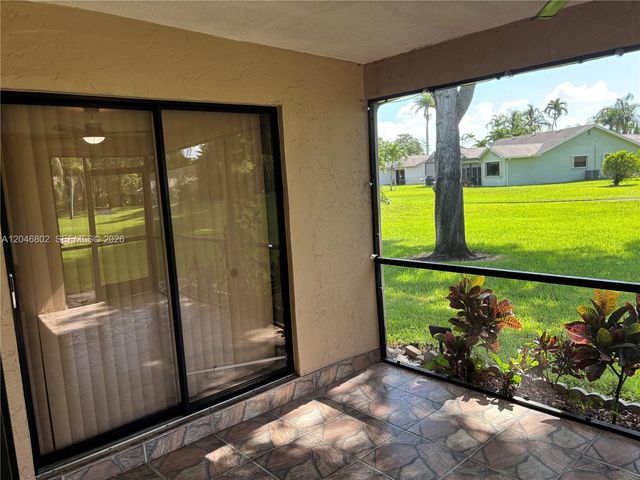 18052 S 105th Avenue S 18052, Boca Raton, FL 33498