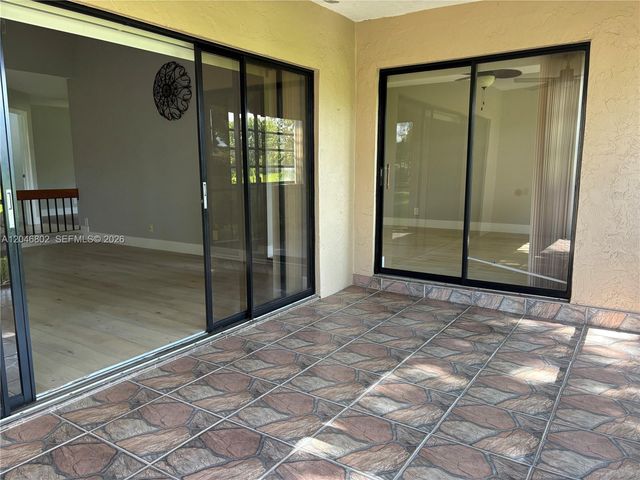 18052 S 105th Avenue S 18052, Boca Raton, FL 33498