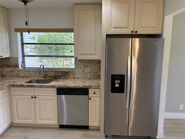 18052 S 105th Avenue S 18052, Boca Raton, FL 33498