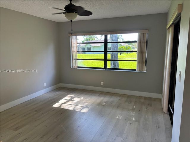 18052 S 105th Avenue S 18052, Boca Raton, FL 33498