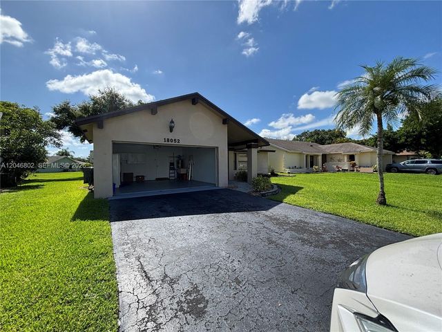 18052 S 105th Avenue S 18052, Boca Raton, FL 33498