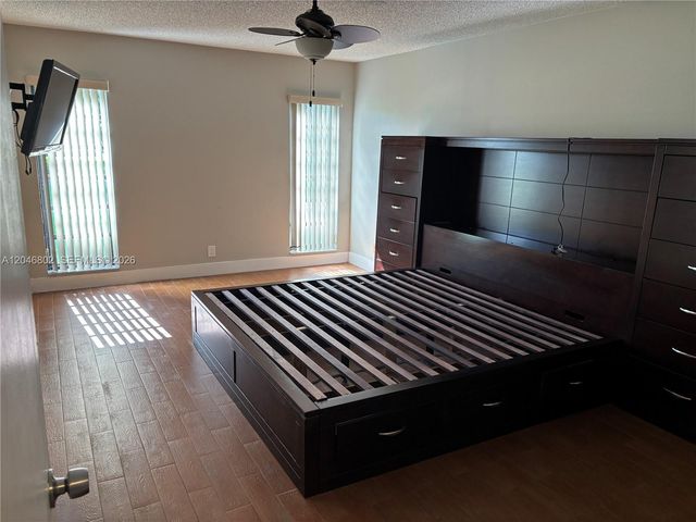 18052 S 105th Avenue S 18052, Boca Raton, FL 33498