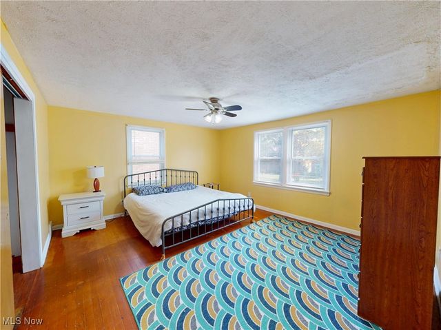 2374 Traymore Road, University Heights, OH 44118