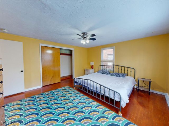 2374 Traymore Road, University Heights, OH 44118