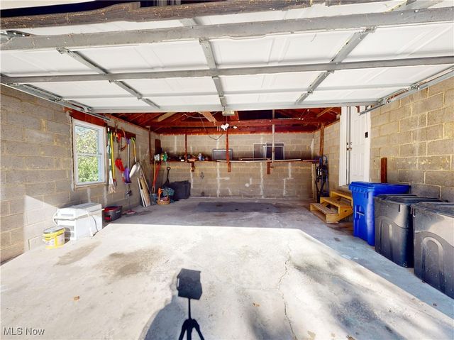 2374 Traymore Road, University Heights, OH 44118