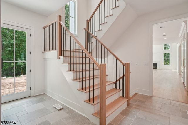 11 Addison Dr, Millburn Twp., NJ 07078