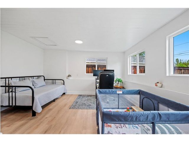 3930 S Grant St, Englewood, CO 80113