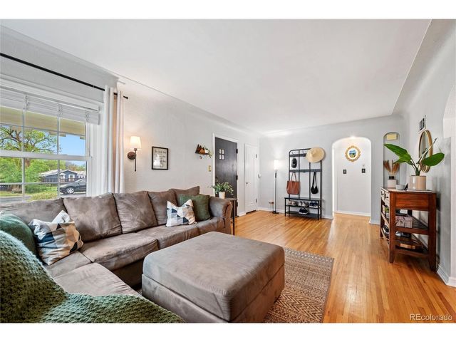 3930 S Grant St, Englewood, CO 80113