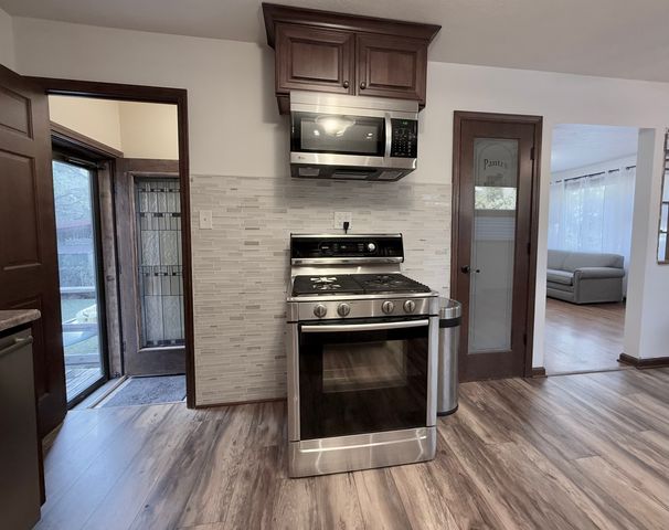 8223 Maple Avenue, Gary, IN 46403