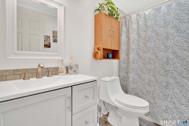 7 Eastview Road, Southington, CT 06489