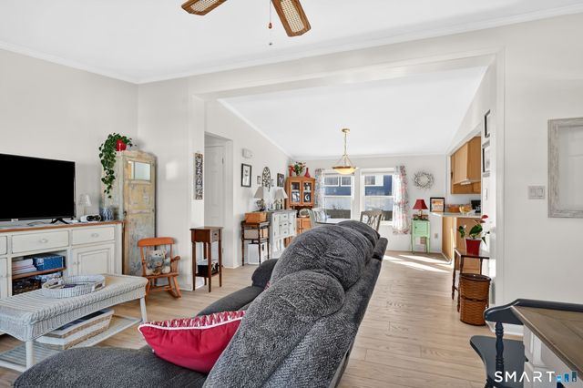 7 Eastview Road, Southington, CT 06489