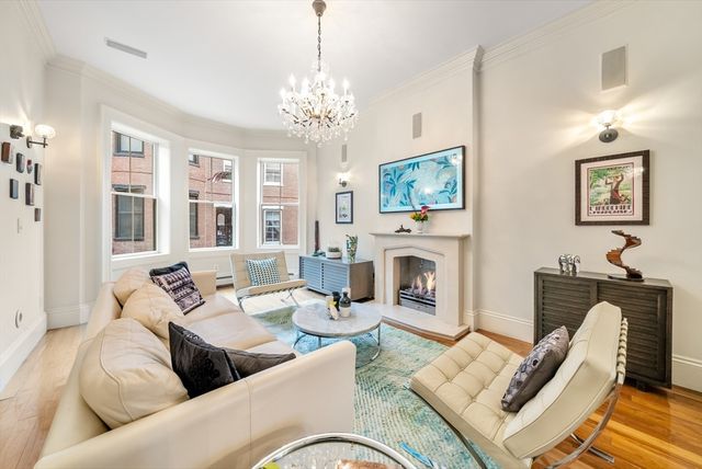 11 Lawnwood Place, Boston, MA 02129