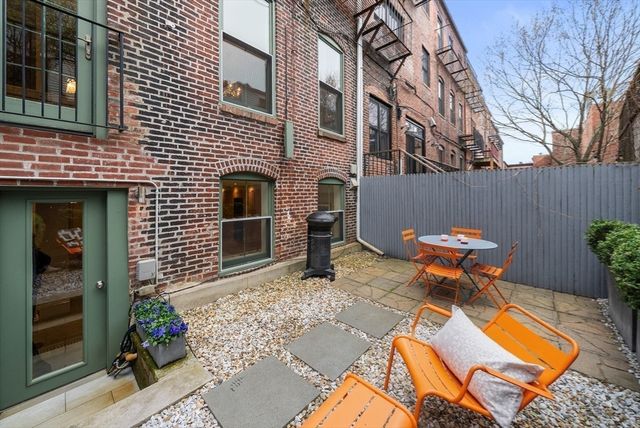 11 Lawnwood Place, Boston, MA 02129
