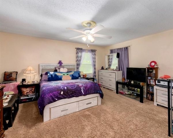 510 S Ralston Avenue, Sugar Creek, MO 64054