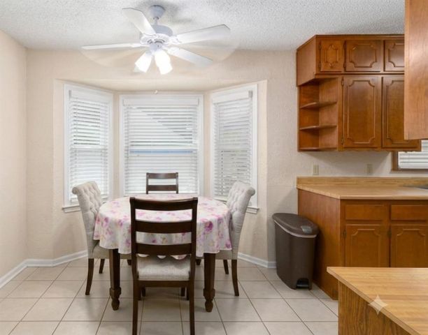 510 S Ralston Avenue, Sugar Creek, MO 64054