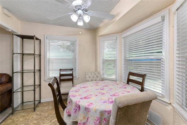 510 S Ralston Avenue, Sugar Creek, MO 64054