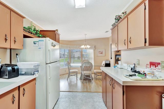 14359 Cancun Avenue, Fort Pierce, FL 34951