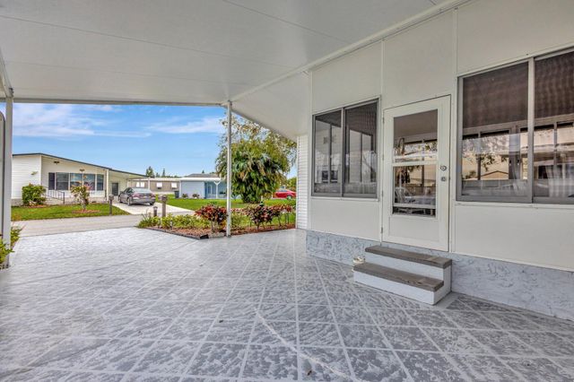 14359 Cancun Avenue, Fort Pierce, FL 34951