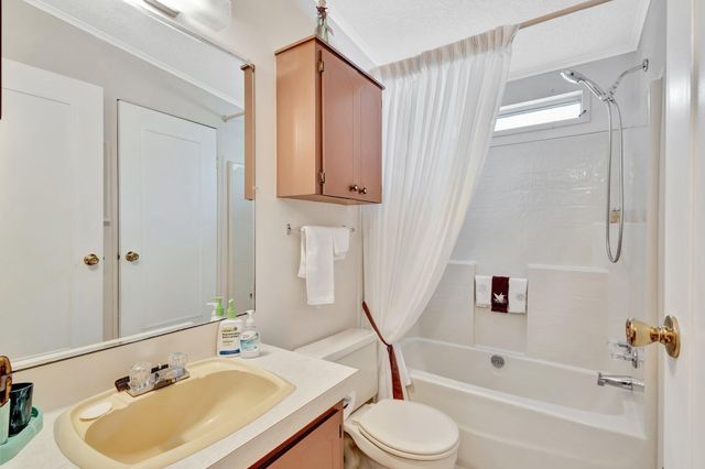 14359 Cancun Avenue, Fort Pierce, FL 34951