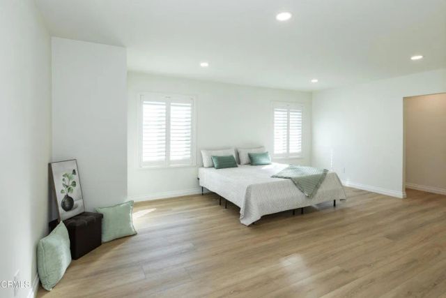 20164 Village 20, Camarillo, CA 93012