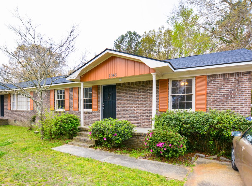 1045 Harborview Road A, Charleston, SC 29412