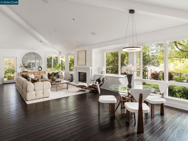 8 Sycamore Rd, Orinda, CA 94563