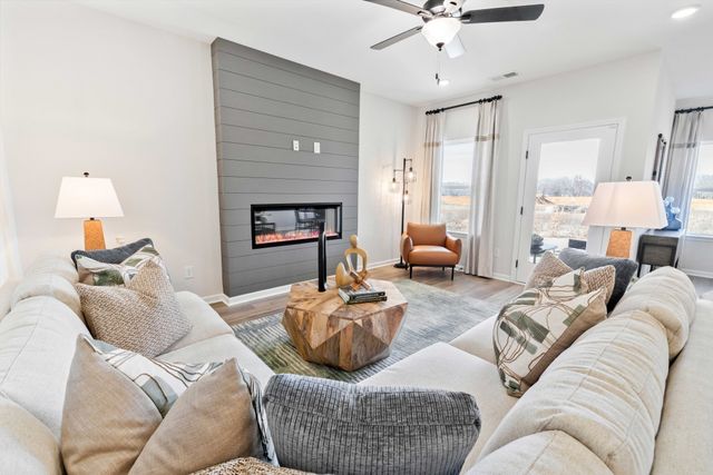 318 Claude Cir, Clarksville, TN 37042