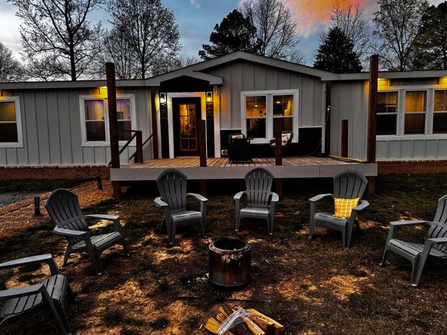 1019 E Reed Road, Lafayette, GA 30728