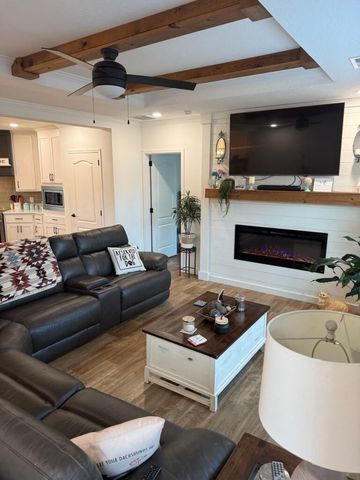 1019 E Reed Road, Lafayette, GA 30728