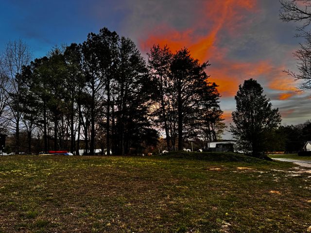 1019 E Reed Road, Lafayette, GA 30728