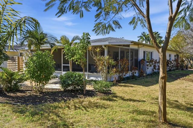 2701 56TH STREET S, Gulfport, FL 33707