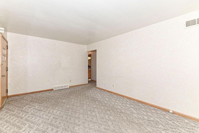 W168N8492 Jacobson DRIVE, Menomonee Falls, WI 53051
