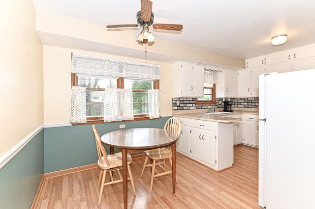 W168N8492 Jacobson DRIVE, Menomonee Falls, WI 53051