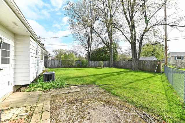 W168N8492 Jacobson DRIVE, Menomonee Falls, WI 53051