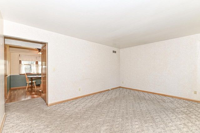 W168N8492 Jacobson DRIVE, Menomonee Falls, WI 53051