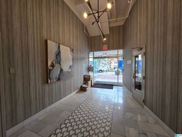 300 20th St N Apt 201, Birmingham, AL 35203