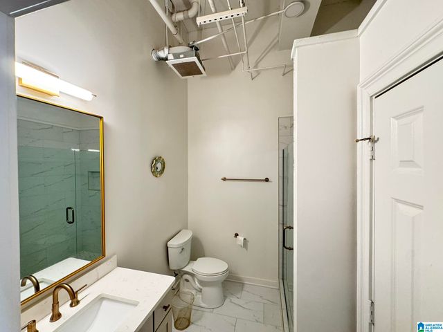 300 20th St N Apt 201, Birmingham, AL 35203