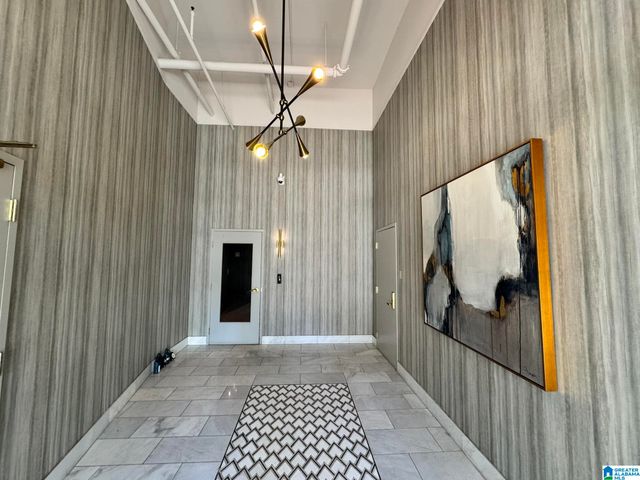 300 20th St N Apt 201, Birmingham, AL 35203