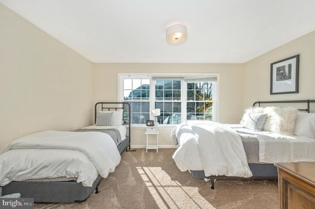 2575 BEAR DEN RD, Frederick, MD 21701