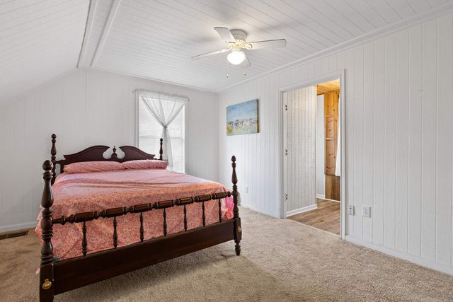 102 Kelly Court, Marshall, TX 75672