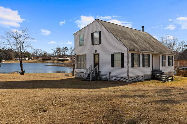 102 Kelly Court, Marshall, TX 75672