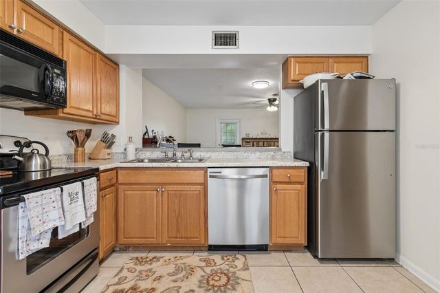 13813 FLETCHERS MILL DRIVE, Tampa, FL 33613