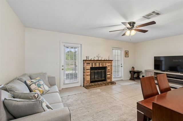 13813 FLETCHERS MILL DRIVE, Tampa, FL 33613