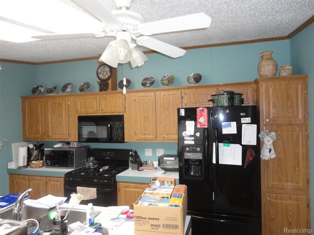 302 Salvia Road, Bedford Township, MI 48133