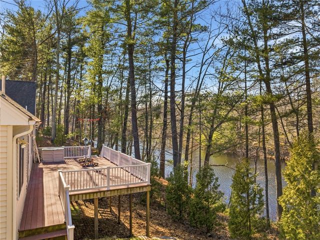 73 Deer Run Trail, Smithfield, RI 02917