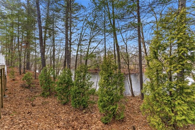 73 Deer Run Trail, Smithfield, RI 02917