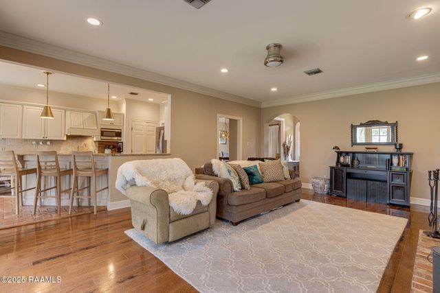 103 Chablis Circle, Lafayette, LA 70503