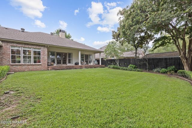 103 Chablis Circle, Lafayette, LA 70503