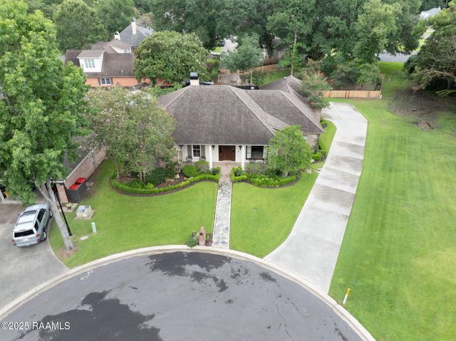 103 Chablis Circle, Lafayette, LA 70503