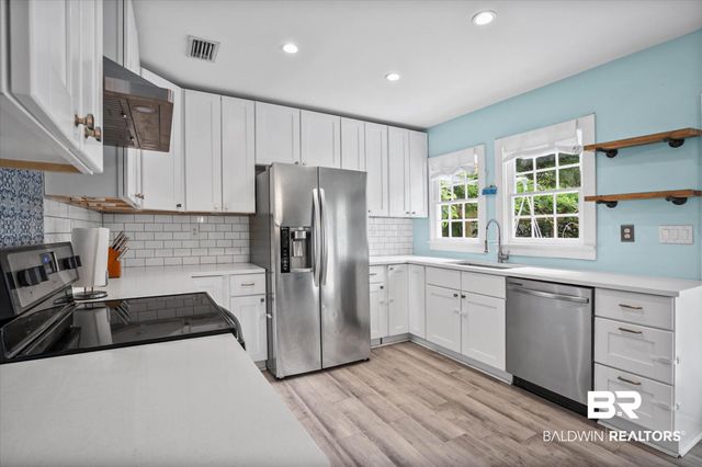 251 N Wacker Ln, Mobile, AL 36608